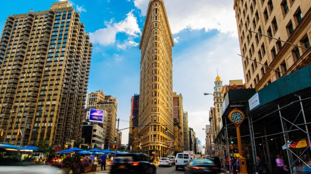 Famous New York landmark flariron building 
