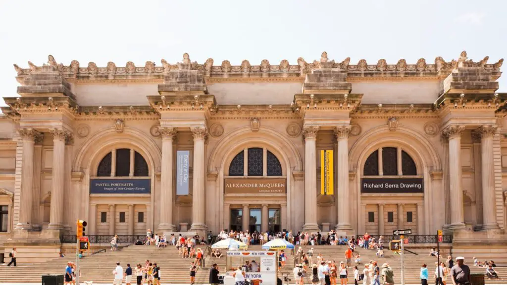 Famous New York landmark metropolitan museum of art